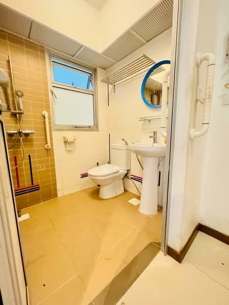 130A Canberra Crescent, 130A Canberra Street, 1 Bedroom, 409 sqft, HDB Flat For Sale, by Malvin Chua, 500164324 - Bathroom - PropertyGuru.com.sg