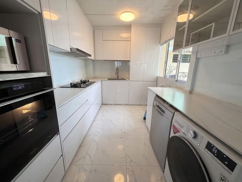 140 Jalan Bukit Merah, 140 Jalan Bukit Merah, 3 Bedrooms, 1,281 sqft, HDB Flat For Sale, by Roland Ong, 500164338 - Kitchen - PropertyGuru.com.sg