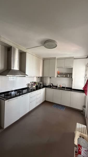 880 Woodlands Street 82, 880 Woodlands Street 82, 4 Bedrooms, 1,345 sqft, HDB Flat For Sale, by Andrew Tan, 500164341 - Kitchen - PropertyGuru.com.sg