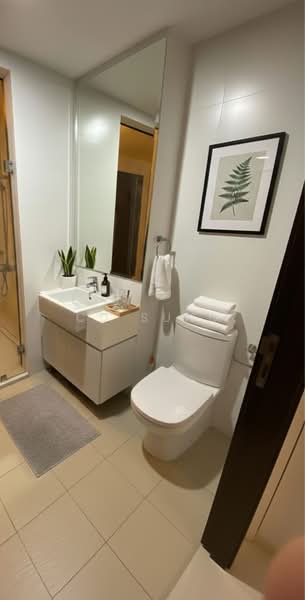 Boutique Luxury in the Heart of Siglap | Chic 1 Bed Retreat, , 1 Bedroom, 517 sqft, Apartment For Rent, by CD Sung, 500164344 - Bathroom - PropertyGuru.com.sg