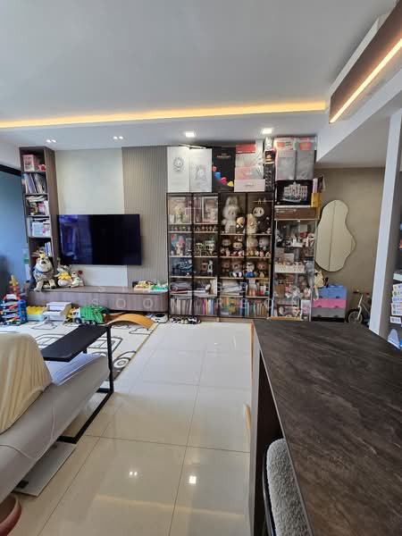 The Jovell, 13 Flora Drive, 2 Bedrooms, 635 sqft, Condominium For Sale, by Sing Seet Soon Reon, 500164346 - Living Room - PropertyGuru.com.sg