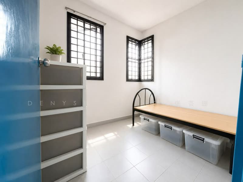 215 Boon Lay Place, 215 Boon Lay Place, 2 Bedrooms, 710 sqft, HDB Flat For Sale, by Denyse Chong 张芸珊, 500164347 - Utility - PropertyGuru.com.sg