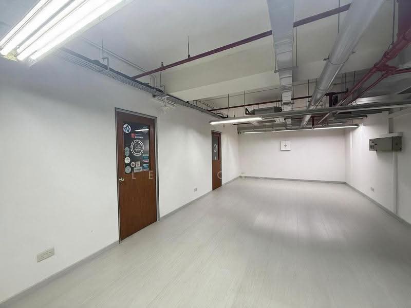Kb Industrial Building, 10 Kaki Bukit Road 1, Eunos / Geylang / Paya Lebar, 5,043 sqft, Factory / Workshop (B2) For Rent, by Lee Yong, 500164352 - Interior - CommercialGuru.com.sg