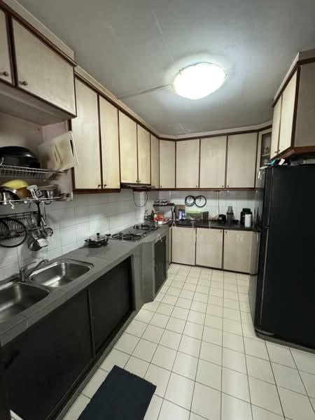 288E Bukit Batok Street 25, 288E Bukit Batok Street 25, Room Rental, 150 sqft, HDB Flat For Rent, by Arniati Binte Asmani, 500164378 - Kitchen - PropertyGuru.com.sg