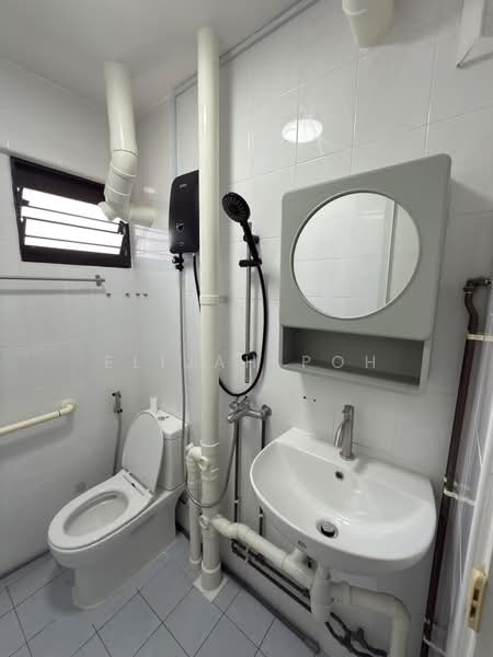 365 Clementi Avenue 2, 365 Clementi Avenue 2, Room Rental, 128 sqft, HDB Flat For Rent, by Elijah Poh, 500164384 - Bathroom - PropertyGuru.com.sg