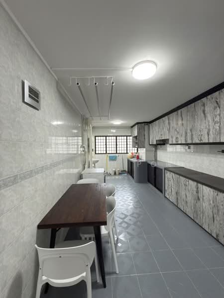 365 Clementi Avenue 2, 365 Clementi Avenue 2, Room Rental, 128 sqft, HDB Flat For Rent, by Elijah Poh, 500164384 - Kitchen - PropertyGuru.com.sg