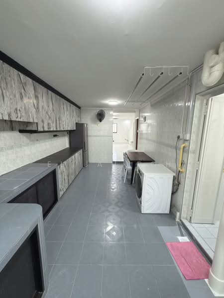365 Clementi Avenue 2, 365 Clementi Avenue 2, Room Rental, 128 sqft, HDB Flat For Rent, by Elijah Poh, 500164384 - Kitchen - PropertyGuru.com.sg