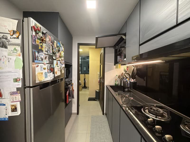 The Brownstone, 160 Canberra Drive, 3 Bedrooms, 990 sqft, Executive Condominium For Sale, by Sherwin Lim, 500164394 - Kitchen - PropertyGuru.com.sg