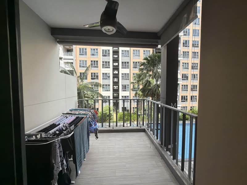 The Brownstone, 160 Canberra Drive, 3 Bedrooms, 990 sqft, Executive Condominium For Sale, by Sherwin Lim, 500164394 - Balcony - PropertyGuru.com.sg