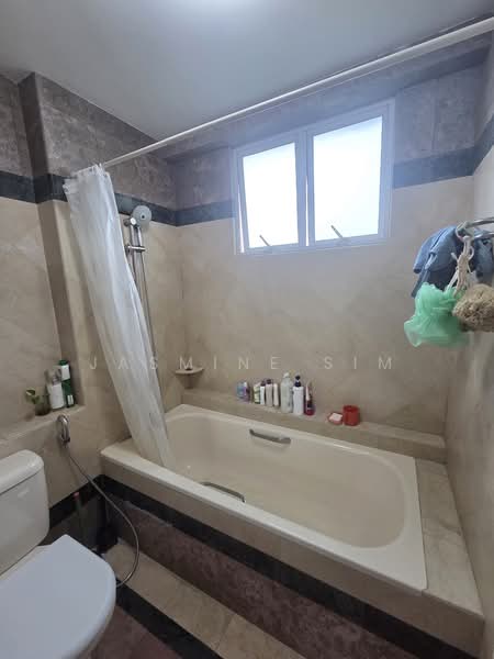 Symphony Heights, 43 Hume Avenue, 2 Bedrooms, 926 sqft, Condominium For Sale, by Jasmine Sim, 500164396 - PropertyGuru.com.sg