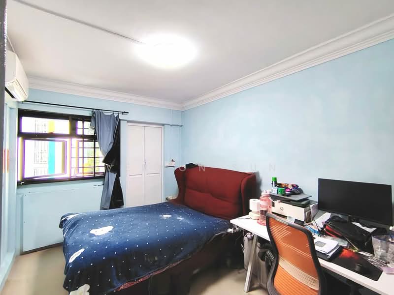 164 Woodlands Street 13, 164 Woodlands Street 13, 3 Bedrooms, 958 sqft, HDB Flat For Sale, by Vernon Sun, 500164397 - Bedroom - PropertyGuru.com.sg