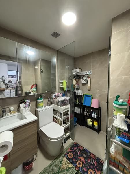 Treasure at Tampines, 53 Tampines Lane, Studio, 484 sqft, Condominium For Sale, by Jerome Lim, 500164406 - Bathroom - PropertyGuru.com.sg
