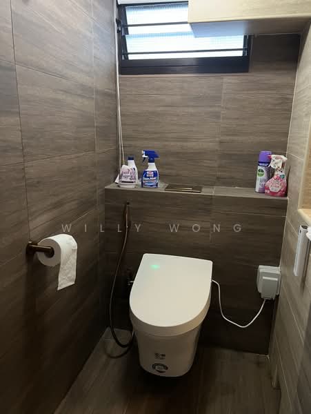 232 Lorong 8 Toa Payoh, 232 Lorong 8 Toa Payoh, Room Rental, 120 sqft, HDB Flat For Rent, by Willy Wong, 500164408 - Bathroom - PropertyGuru.com.sg