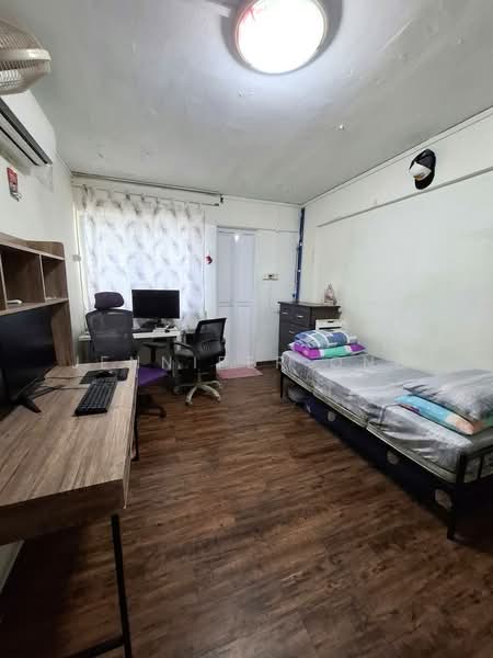 630 Hougang Avenue 8, 630 Hougang Avenue 8, 3 Bedrooms, 904 sqft, HDB Flat For Sale, by Jennifer Ong, 500164410 - Bedroom - PropertyGuru.com.sg