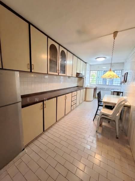630 Hougang Avenue 8, 630 Hougang Avenue 8, 3 Bedrooms, 904 sqft, HDB Flat For Sale, by Jennifer Ong, 500164410 - Kitchen - PropertyGuru.com.sg