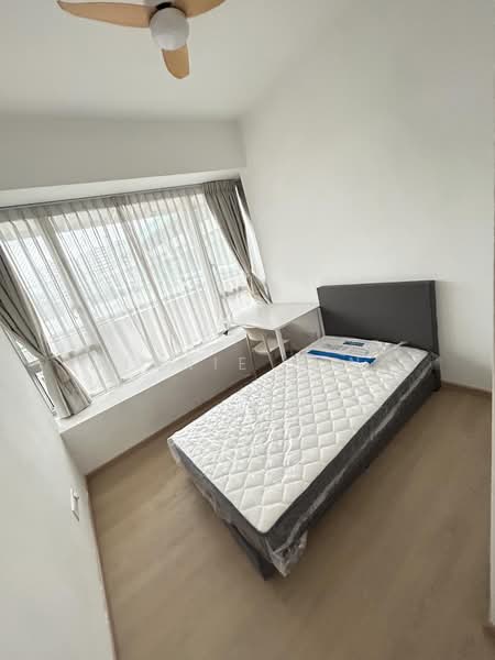 The Centris, 65 Jurong West Central 3, Room Rental, 180 sqft, Apartment For Rent, by Winnie Ding, 500164423 - Bedroom - PropertyGuru.com.sg