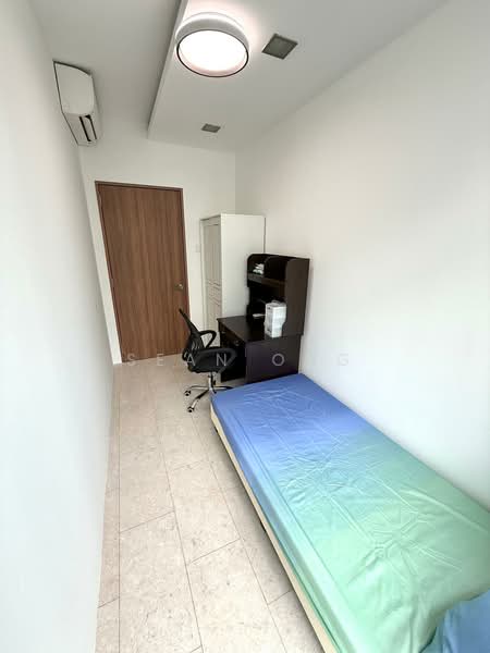 The Lakeshore, 33 Jurong West Street 41, Room Rental, 100 sqft, Condominium For Rent, by Sean Ong, 500164425 - Bedroom - PropertyGuru.com.sg