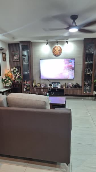429 Woodlands Street 41, 429 Woodlands Street 41, Room Rental, 200 sqft, HDB Flat For Rent, by Ramu Thamodharan, 500164436 - Living Room - PropertyGuru.com.sg