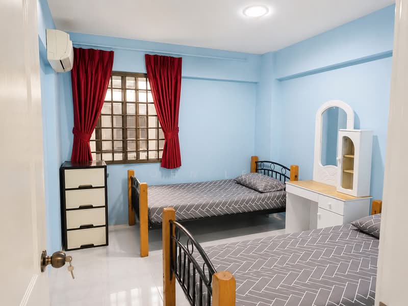 344 Woodlands Street 32, 344 Woodlands Street 32, 3 Bedrooms, 904 sqft, HDB Flat For Sale, by John Lee, 500164441 - Bedroom - PropertyGuru.com.sg