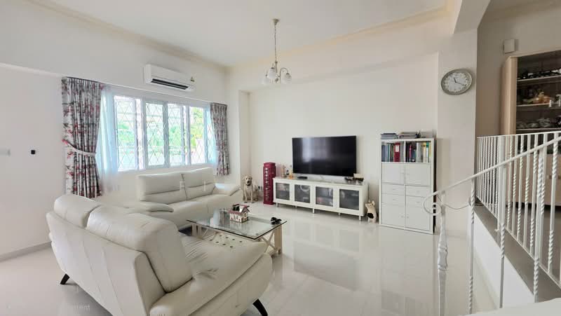 Belgravia Park, , 4 Bedrooms, 2,600 sqft, Terraced House For Sale, by Fion Gan, 500164442 - Living Room - PropertyGuru.com.sg