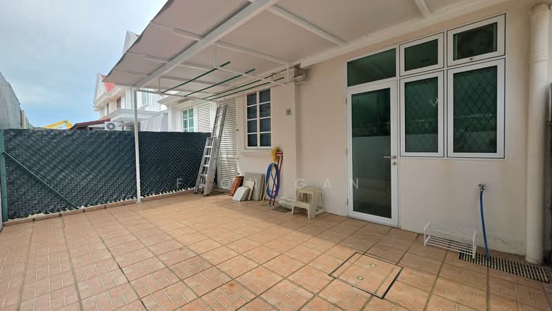 Belgravia Park, , 4 Bedrooms, 2,600 sqft, Terraced House For Sale, by Fion Gan, 500164442 - Back Yard - PropertyGuru.com.sg