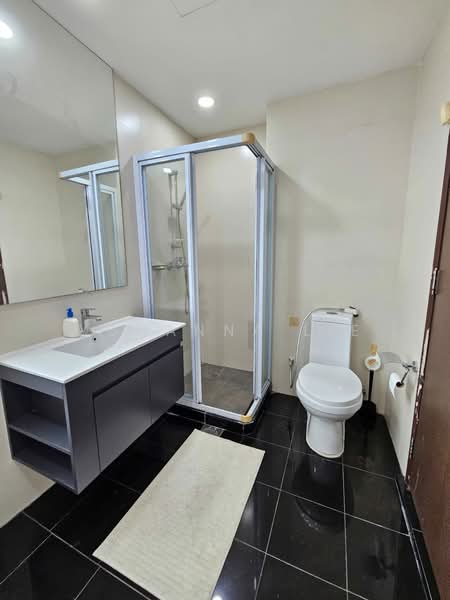 The Cassandra, 132 Pasir Panjang Road, Room Rental, 250 sqft, Apartment For Rent, by Yohanna Lie, 500164450 - Bathroom - PropertyGuru.com.sg