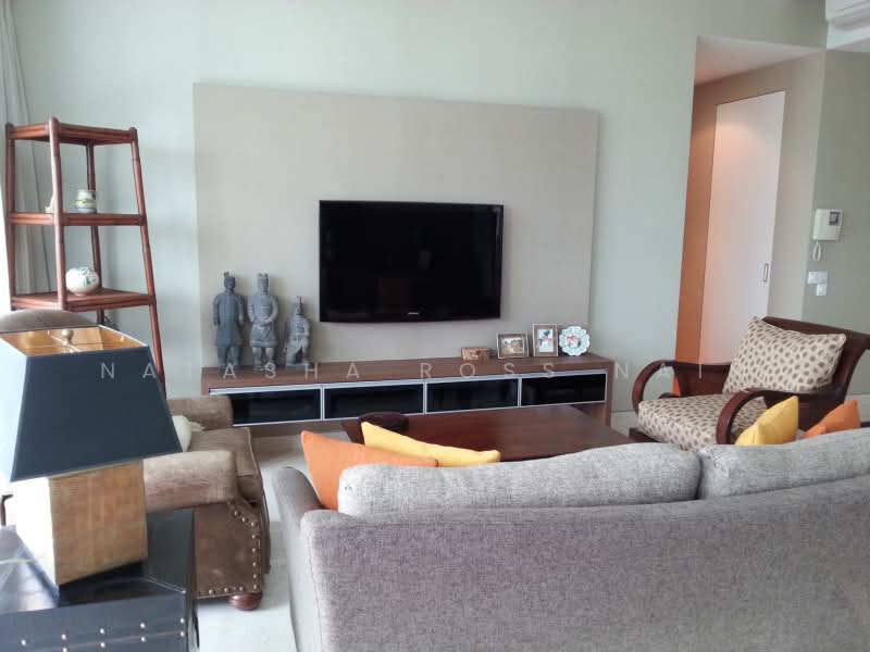 Rivergate, 97 Robertson Quay, 3 Bedrooms, 1,776 sqft, Condominium For Rent, by Natasha Ross Nair, 500164464 - Living Room - PropertyGuru.com.sg