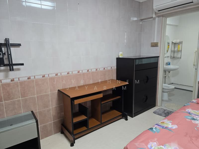 761 Yishun Street 72, 761 Yishun Street 72, 3 Bedrooms, 85 sqft, HDB Flat For Rent, by Jayrethnem Jayaram, 500164465 - Bedroom - PropertyGuru.com.sg