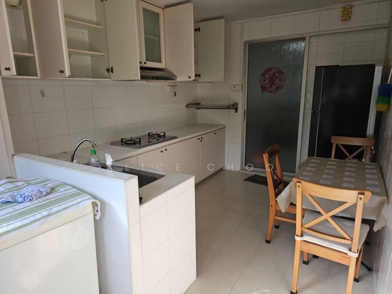 343 Clementi Avenue 5, 343 Clementi Avenue 5, 2 Bedrooms, 742 sqft, HDB Flat For Rent, by Alice Choo, 500164478 - Kitchen - PropertyGuru.com.sg