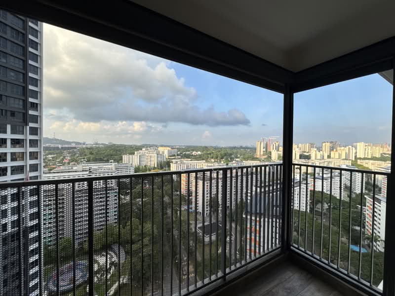 311A Clementi Avenue 4, 311A Clementi Avenue 4, 3 Bedrooms, 861 sqft, HDB Flat For Sale, by Annie Chen, 500164488 - Balcony - PropertyGuru.com.sg