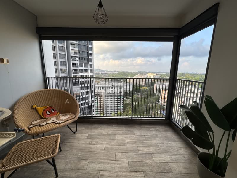 311A Clementi Avenue 4, 311A Clementi Avenue 4, 3 Bedrooms, 861 sqft, HDB Flat For Sale, by Annie Chen, 500164488 - Balcony - PropertyGuru.com.sg