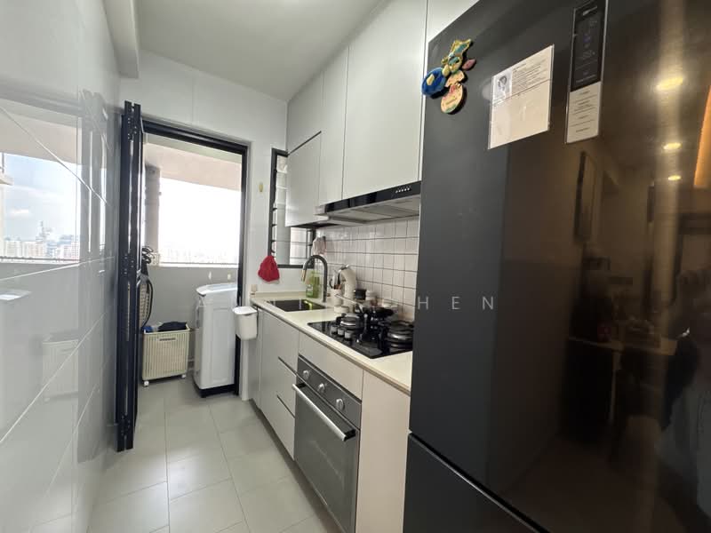 311A Clementi Avenue 4, 311A Clementi Avenue 4, 3 Bedrooms, 861 sqft, HDB Flat For Sale, by Annie Chen, 500164488 - Kitchen - PropertyGuru.com.sg