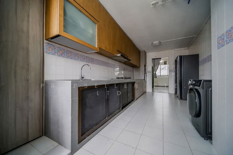 412 Tampines Street 41, 412 Tampines Street 41, 3 Bedrooms, 1,485 sqft, HDB Flat For Sale, by Khai Yuen Hong, 500164491 - Kitchen - PropertyGuru.com.sg