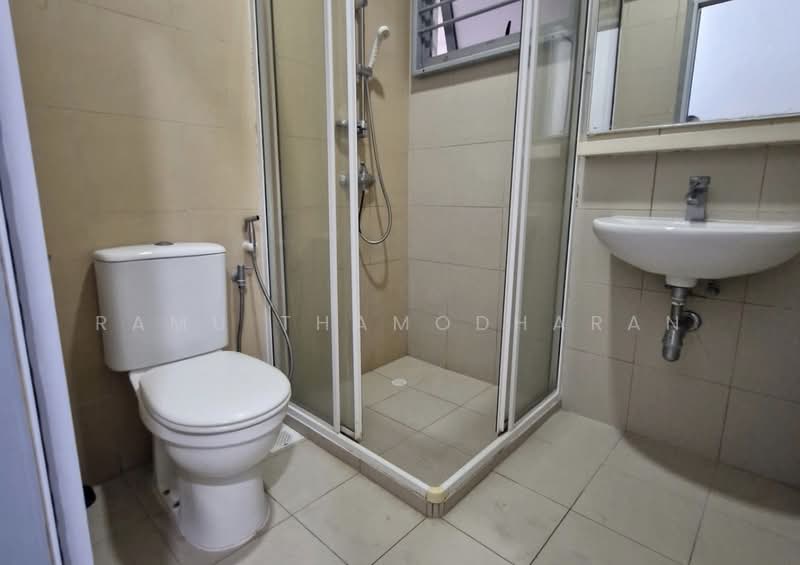 9 Boon Keng Road, 9 Boon Keng Road, 3 Bedrooms, 1,152 sqft, HDB Flat For Sale, by Ramu Thamodharan, 500164501 - Bathroom - PropertyGuru.com.sg