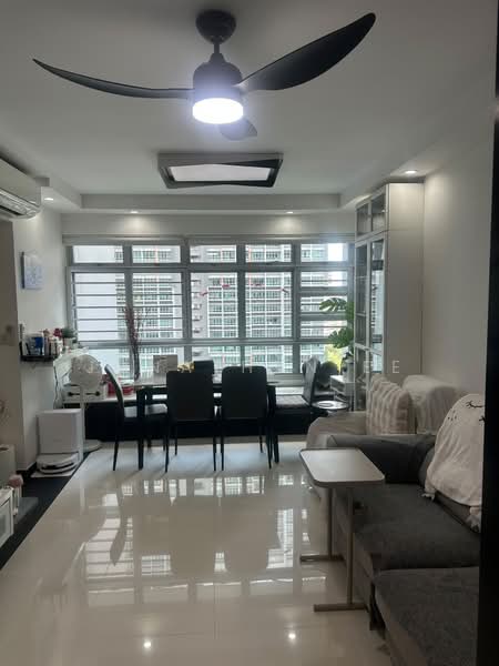 27 Ghim Moh Link, 27 Ghim Moh Link, 3 Bedrooms, 936 sqft, HDB Flat For Sale, by Jonathan Ee, 500164503 - Living Room - PropertyGuru.com.sg