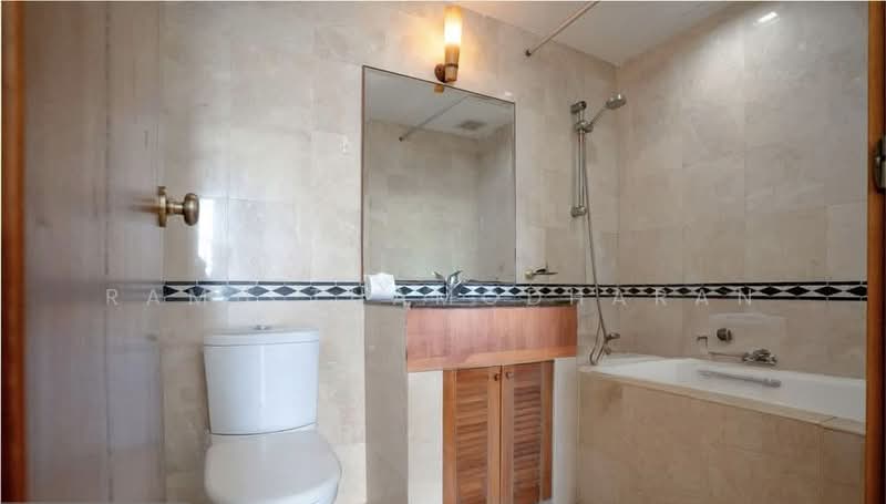 The Princeton, 2 Ewe Boon Road, 2 Bedrooms, 861 sqft, Apartment For Sale, by Ramu Thamodharan, 500164517 - Bathroom - PropertyGuru.com.sg