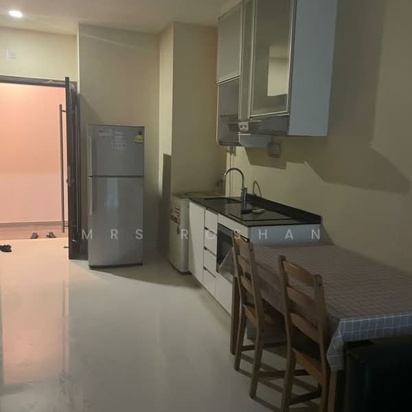 Parc Rosewood, 77 Rosewood Drive, 1 Bedroom, 431 sqft, Condominium For Rent, by Mrs Roshan, 500164532 - Kitchen - PropertyGuru.com.sg