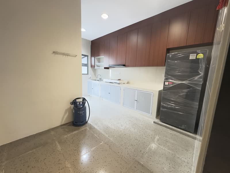 Landed at Bedok Road, , 5 Bedrooms, 4,000 sqft, Corner Terrace For Rent, by Jen Tan, 500164539 - Kitchen - PropertyGuru.com.sg