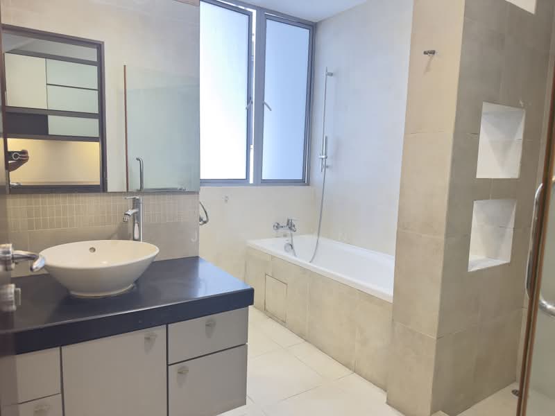 Landed at Bedok Road, , 5 Bedrooms, 4,000 sqft, Corner Terrace For Rent, by Jen Tan, 500164539 - Bathroom - PropertyGuru.com.sg
