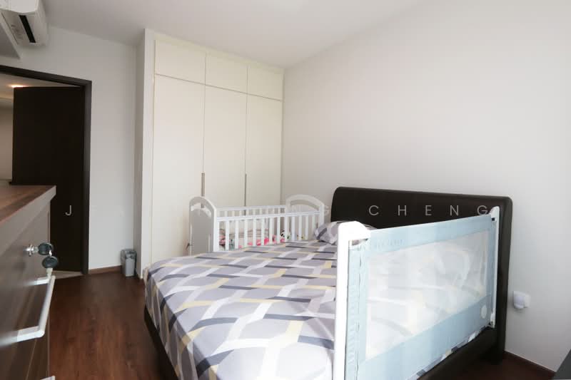 Hundred Trees, 95 West Coast Drive, 2 Bedrooms, 786 sqft, Condominium For Sale, by Jeannie Ang Cheng Li, 500164541 - Bedroom - PropertyGuru.com.sg