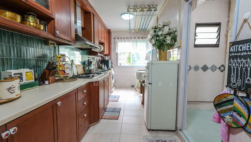 475 Sembawang Drive, 475 Sembawang Drive, 3 Bedrooms, 980 sqft, HDB Flat For Sale, by Karmila Lala, 500164554 - Kitchen - PropertyGuru.com.sg