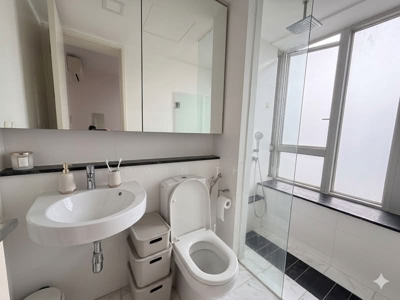 The Centris, 65 Jurong West Central 3, 4 Bedrooms, 1,442 sqft, Apartment For Rent, by Edwin Tham, 500164556 - Bathroom - PropertyGuru.com.sg