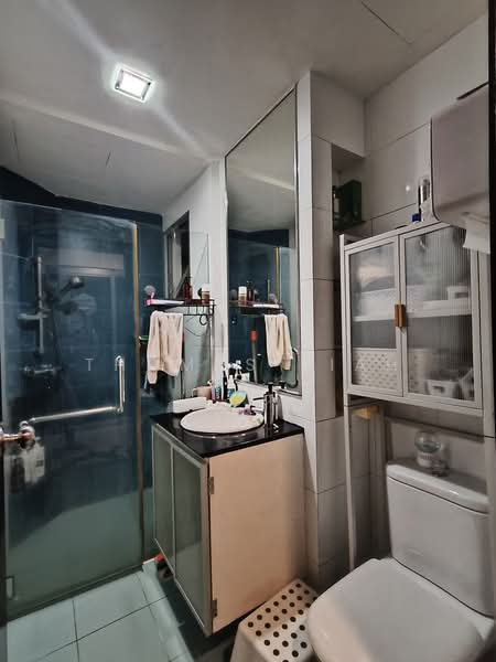 Grandeur 8, 2 Ang Mo Kio Central 3, 3 Bedrooms, 1,259 sqft, Condominium For Sale, by Thomas Siah, 500164557 - Bathroom - PropertyGuru.com.sg
