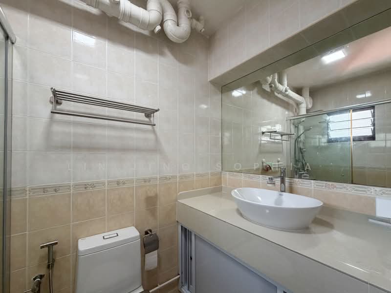 683B Choa Chu Kang Crescent, 683B Choa Chu Kang Crescent, 3 Bedrooms, 1,184 sqft, HDB Flat For Sale, by Lin Jing Sophia, 500164562 - Bathroom - PropertyGuru.com.sg
