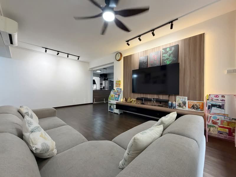 225 Bishan Street 23, 225 Bishan Street 23, 2 Bedrooms, 1,130 sqft, HDB Flat For Sale, by Kelly Lin, 500164563 - Living Room - PropertyGuru.com.sg
