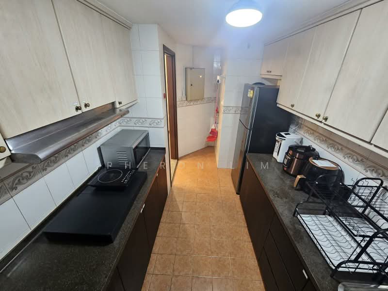 Maysprings, 2 Petir Road, Room Rental, 120 sqft, Apartment For Rent, by Pheron Lim, 500164564 - Kitchen - PropertyGuru.com.sg