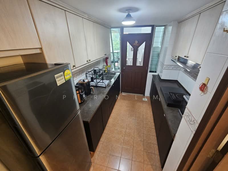 Maysprings, 2 Petir Road, Room Rental, 120 sqft, Apartment For Rent, by Pheron Lim, 500164564 - Kitchen - PropertyGuru.com.sg