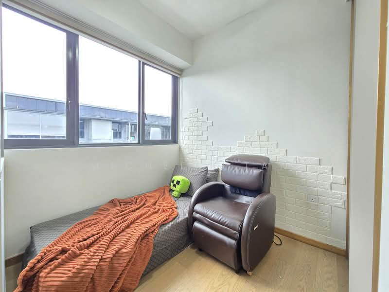 The Florence Residences, 99 Hougang Avenue 2, 2 Bedrooms, 764 sqft, Condominium For Sale, by Michelle Tan, 500164565 - Bedroom - PropertyGuru.com.sg