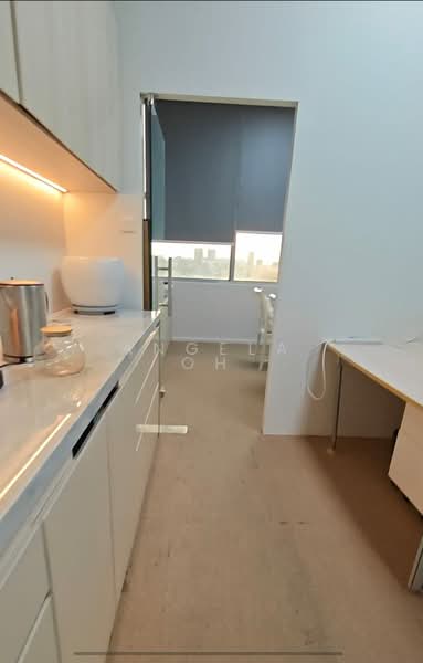 Wcega Plaza, 1 Bukit Batok Crescent, 958 sqft, Light Industrial (B1) For Sale, by Angela Oh, 500164566 - Kitchen - CommercialGuru.com.sg