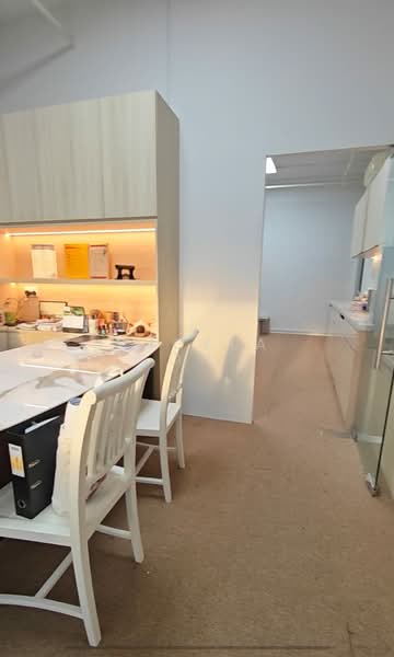 Wcega Plaza, 1 Bukit Batok Crescent, 958 sqft, Light Industrial (B1) For Sale, by Angela Oh, 500164566 - Interior - CommercialGuru.com.sg